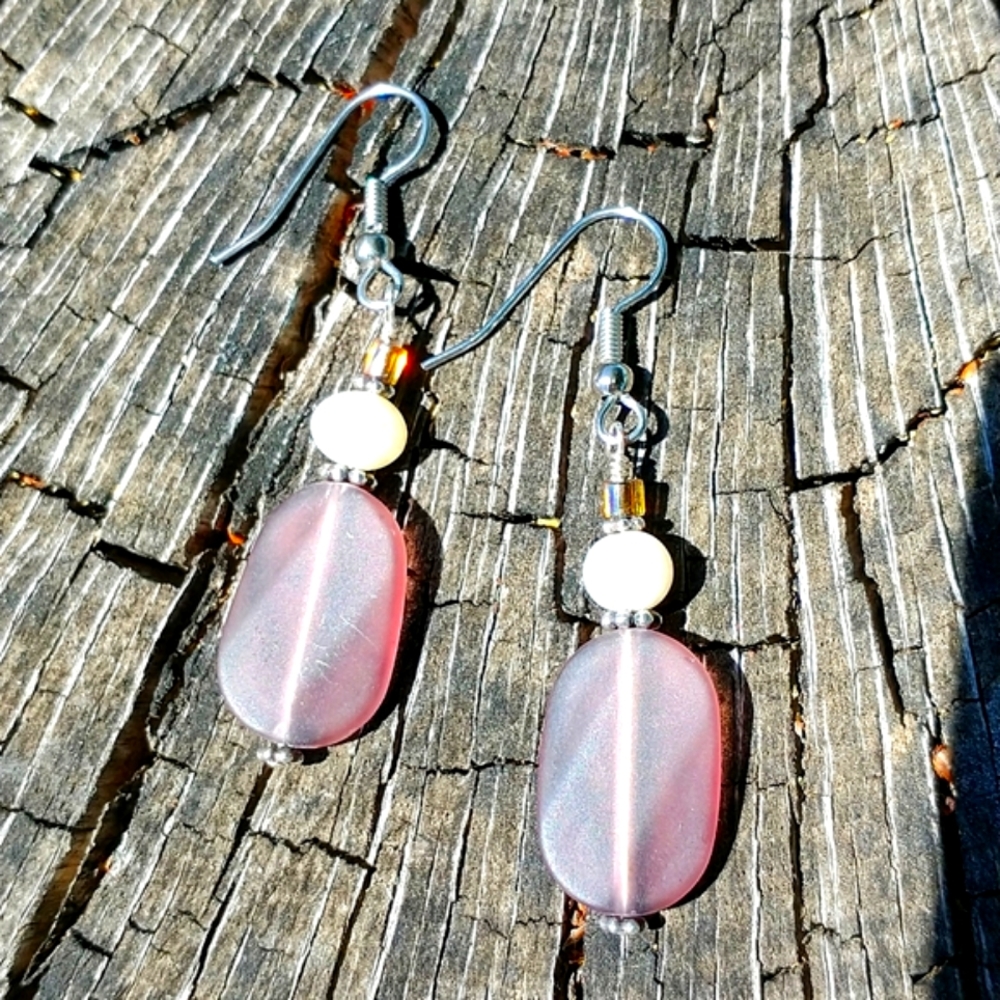 Women's seaglass and pearl earrings